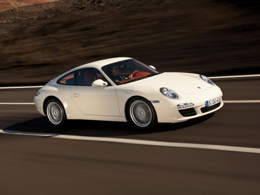  Porsche 911 2008 года  (фото 36 из 40)
